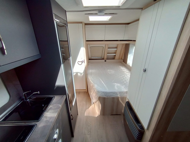 Hobby De Luxe 460 UFe photo: 13