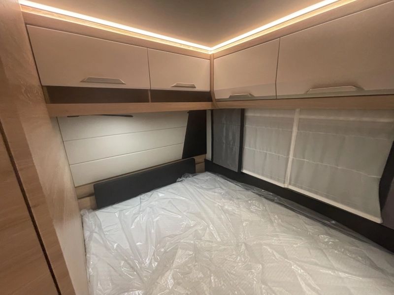 Knaus Sudwind Black Selection 500 PF Kopkeuken, Uniek!  foto: 15