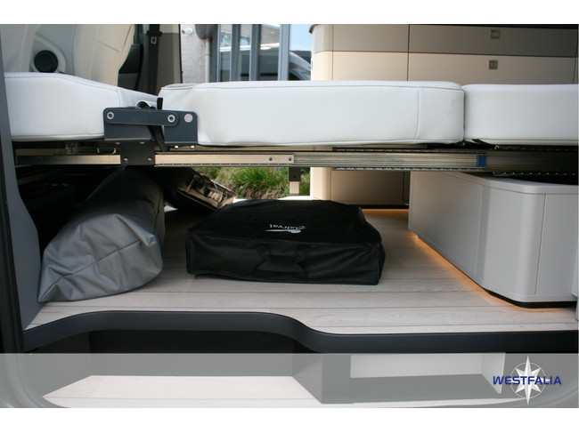 Westfalia Kelsey 136cv Aut. cama el&eacute;ctrica | foto: 19