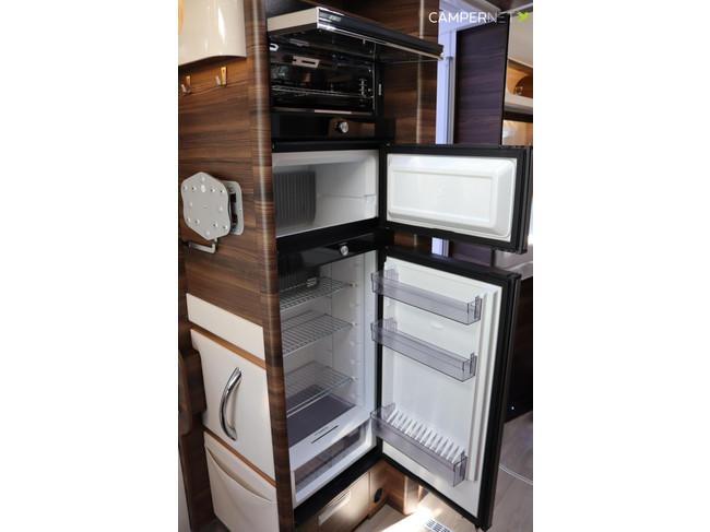 Laika ECOVIP H4109DS 180hp Automatic | Leveling system | Alde heating | Cabinets instead of Drop-down bed | Lithium | Inverter | Single beds | Face photo: 16
