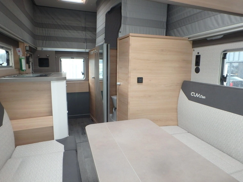 Knaus Tourer CUVision 500 LT NU VOOR € 89.950,00  foto: 14