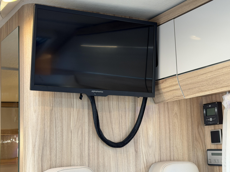 Hymer Exsis-T 588 LENGTE BEDDEN-LUCHTVERING  foto: 20