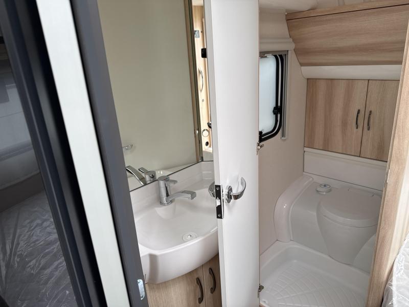 Hobby De Luxe 460 UFE Model 2026  foto: 3