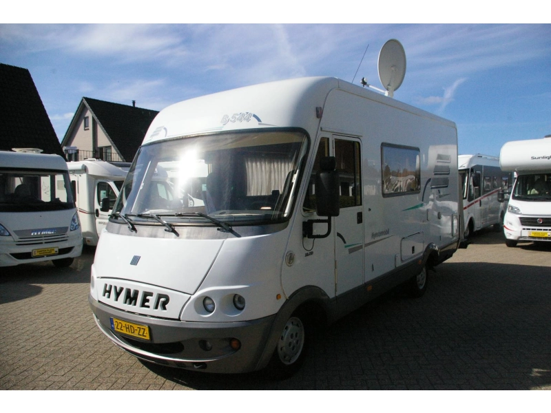 Hymer B klasse 544 L Zit, Langebank, 90600km foto: 2