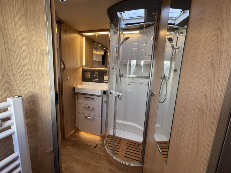 Hymer B ML I 880 Airco, schotel, automaat  foto: 17