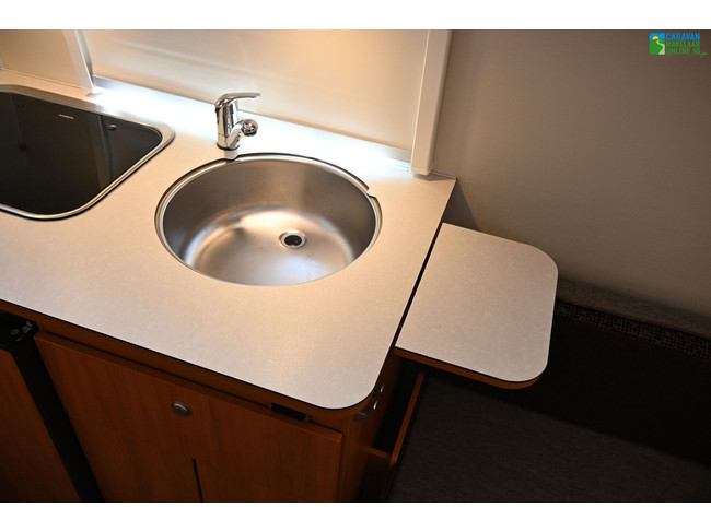 Eriba Touring Triton 418GT photo: 11