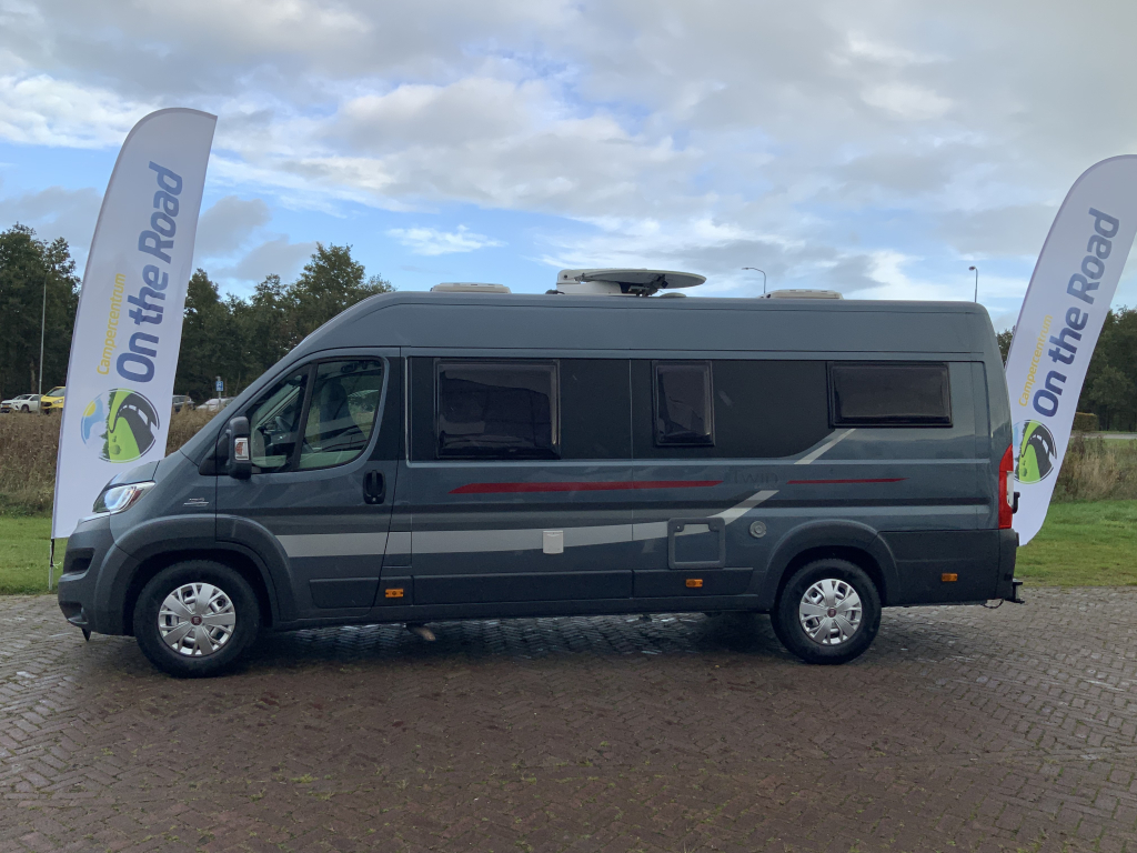 Adria Twin 640, 2.3 MultiJ. 150 PK, Buscamper, AUTOMAAT, M Camper Centrum On the Road aan de Noorderringweg 4 in Marum. foto: 29