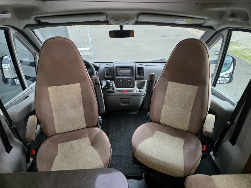 Adria Matrix M 680 SP 5 Gordeplaatsen!  foto: 9