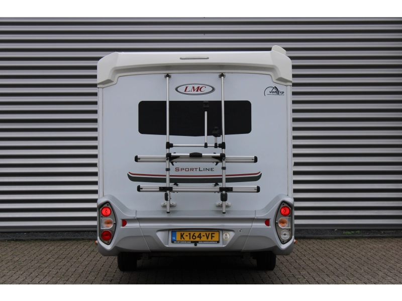 LMC Breezer V 646 G Fiat 130PK Lengtebedden  foto: 17