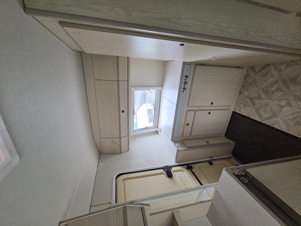 AVENTO ROYAL 395 E photo: 5
