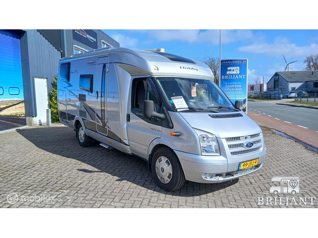Hobby T 500 GESC .. 2009 camas individuales foto: 1