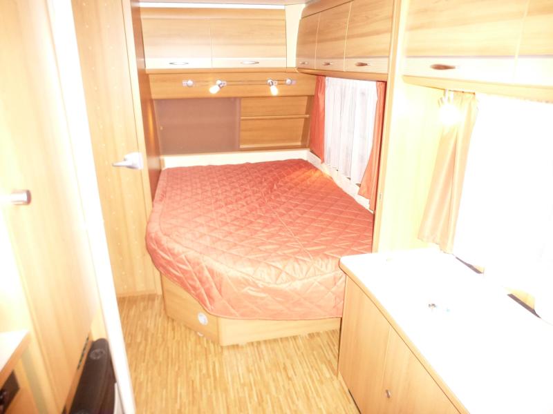 Dethleffs Beduin 515 DB voortent zeer ruim  foto: 9