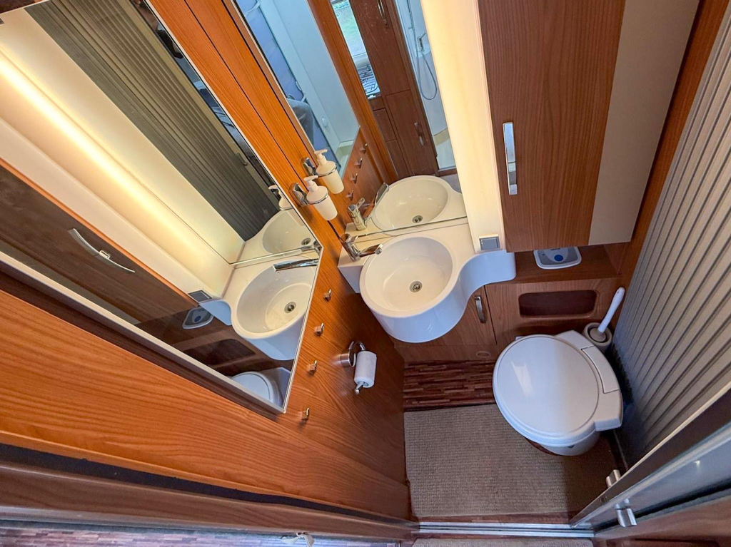 HYMER B 694 SL foto: 8