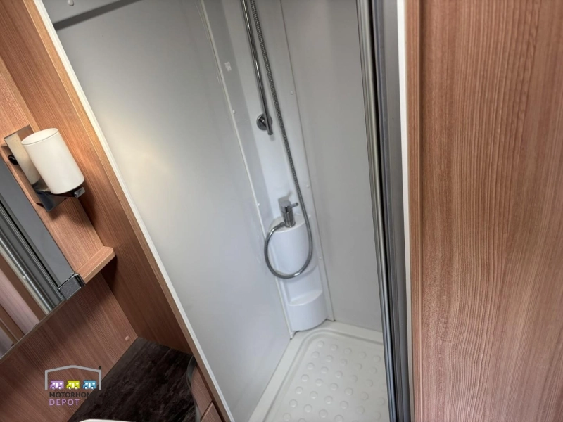 Knaus Sky TI 700 MEB  foto: 12