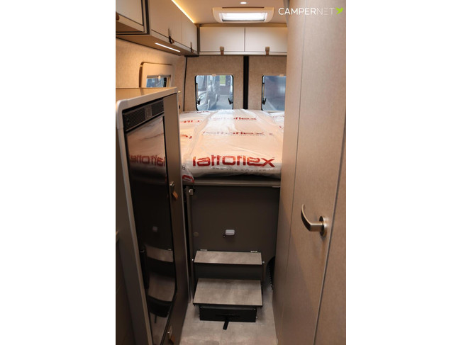 Hymer Grand Canyon S 700 190 PS Automatik 4x4 | Premium-Paket | L&auml;ngsbetten | Lithium | Markise | 6.97m | Dieselheizung | Sitzheizung Foto: 16