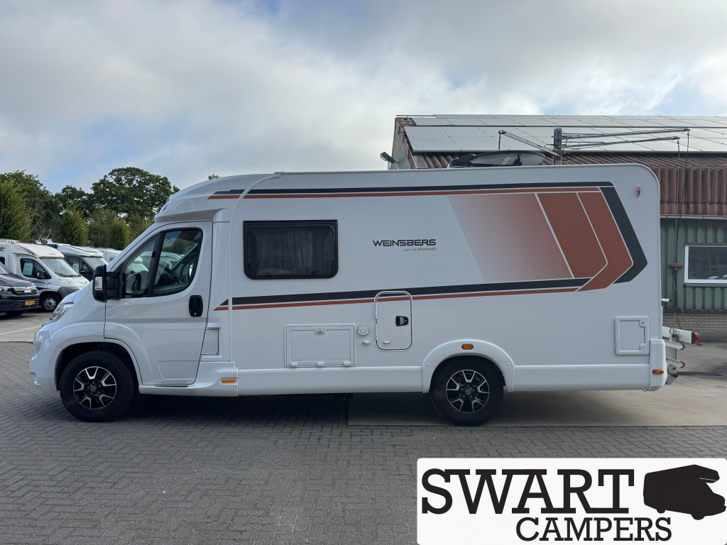Weinsberg CaraCompact 600 MF Edition [pepper], French bed 140 hp Manual photo: 5