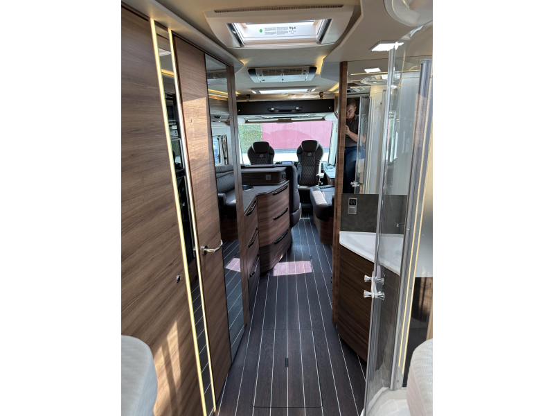 Knaus Sun I 900 LEG Luchtvering, Airco, ALDE  foto: 16