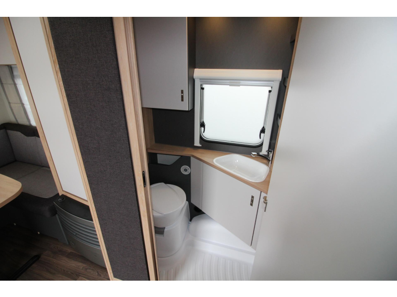 Knaus Sport 500 EU Einzelbetten & Rundsitzgruppe! Foto: 17