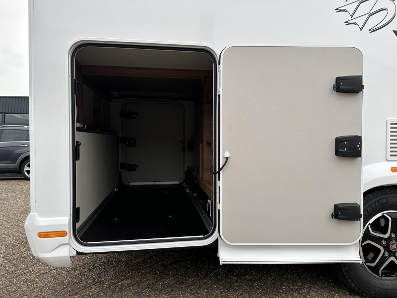 Knaus L!ve I 650 MEG Truma E met leer IH73  foto: 14