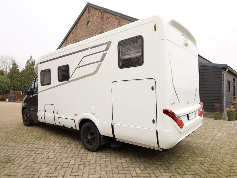 Hymer B-MC T 680 FULL OPTIONS photo: 1