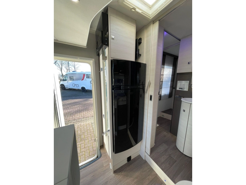 Chausson Welcome 728 EB Queensbed Hefbed 150 PK  foto: 17