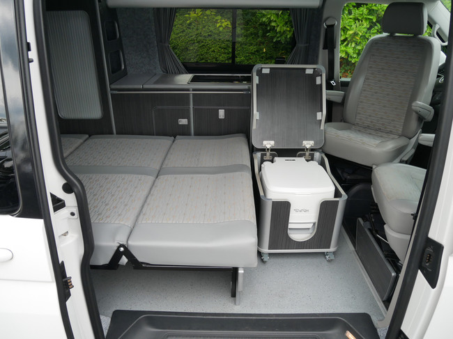 Volkswagen T5 GP, 4 Zitplaatsen, Vast Hoogdak foto: 17