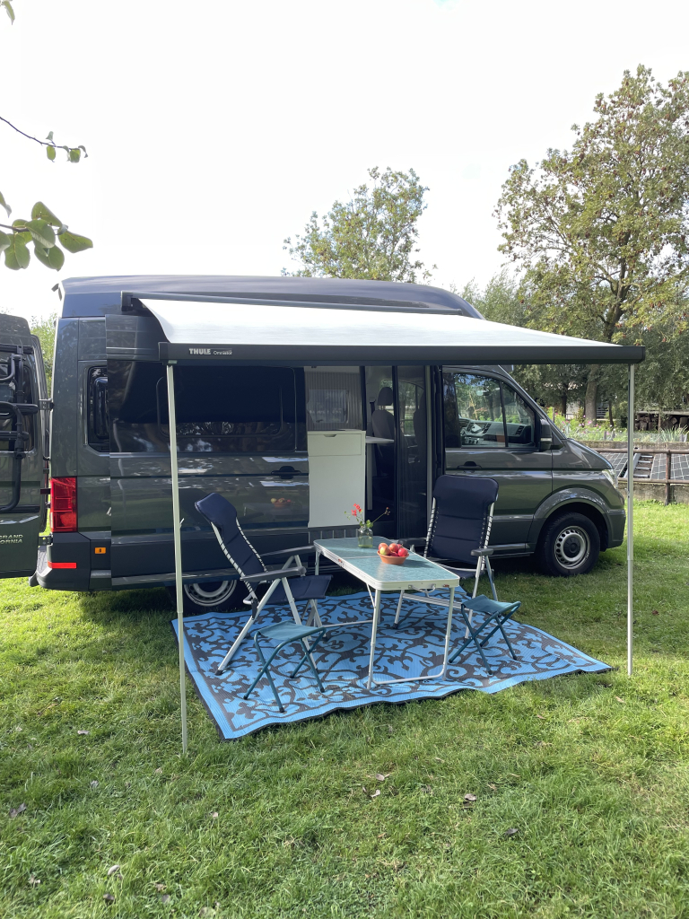 VOLKSWAGEN CRAFTER foto: 2