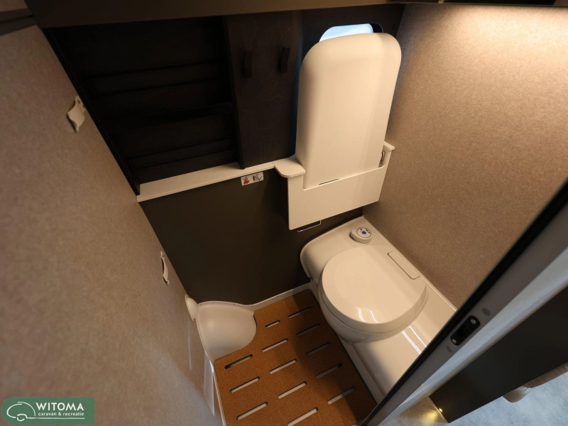 Hymer Grand Canyon S 600 4x4 4 Matic Off Grid Foto: 13