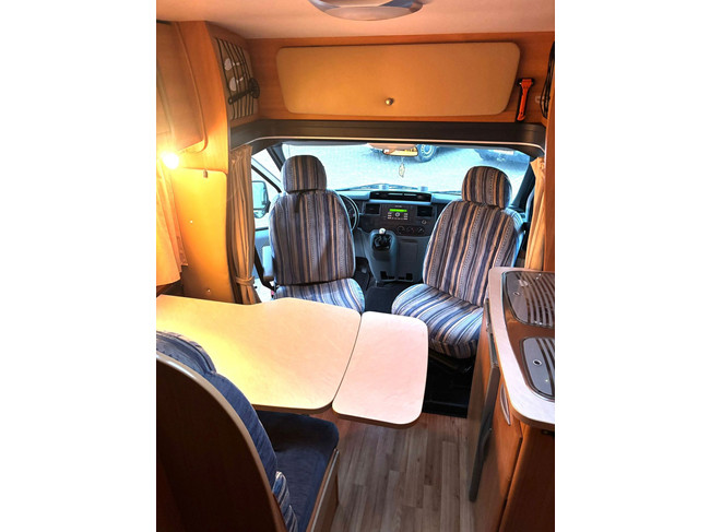 Ford 2.2 tdi Chausson FLASH Grote garage foto: 9