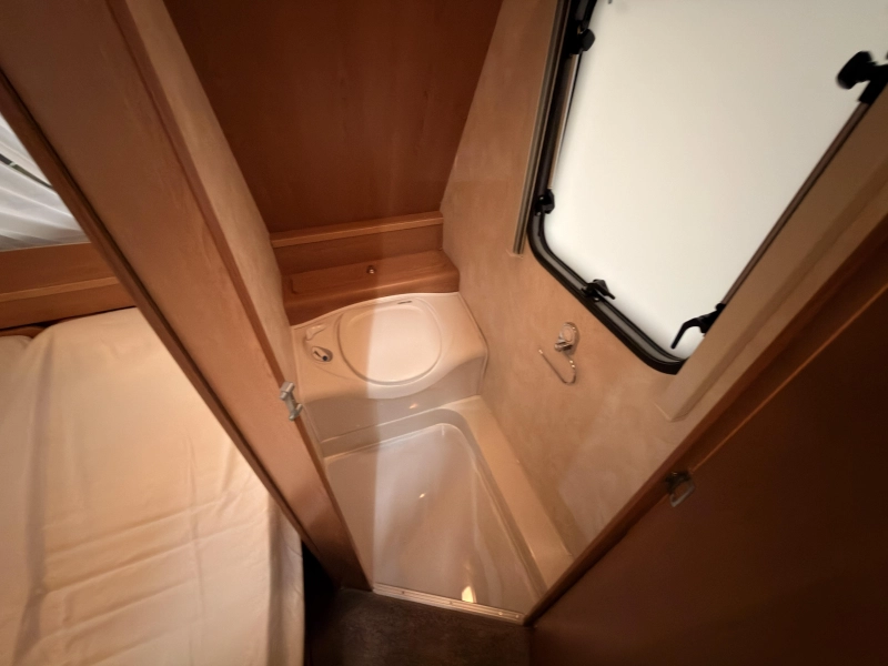 Kip Sky line Special 47 TDB +avance+mover+toldo foto: 12