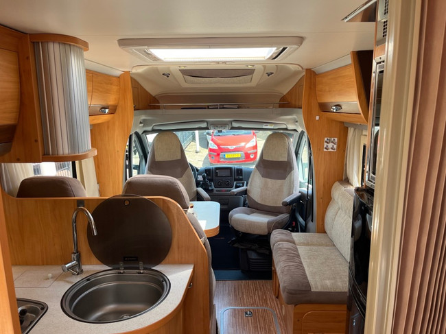 Adria Coral S 670slt Enkele Bedden E&P Levelsysteem foto: 1