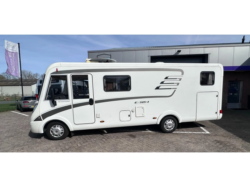 Hymer Exsis-I 678 solo 29000 km foto: 3