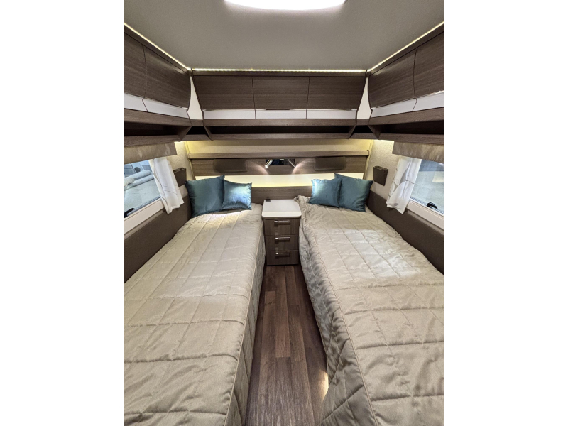 Kabe Royal 560 GLE Camas individuales foto: 8