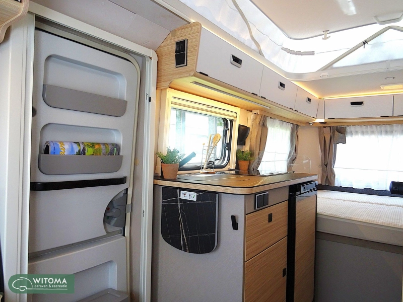 Eriba Triton Silver Edition 430 nieuwste uitvoering !  foto: 3