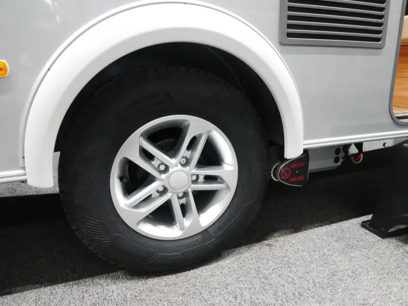 Eriba Nova Light 442 2025 Model  foto: 2