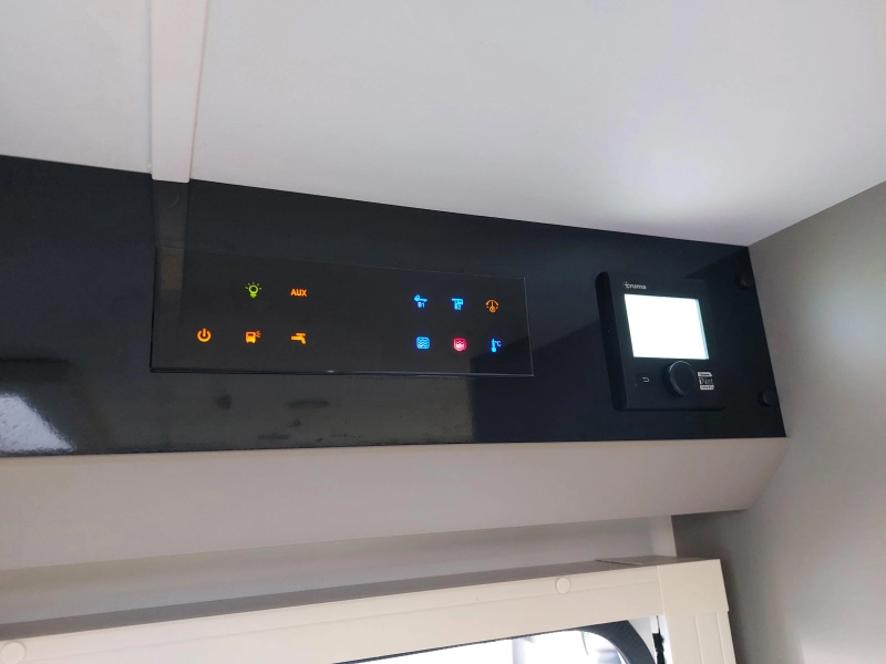 Adria Compact DL L&auml;ngsbetten face2face Foto: 7