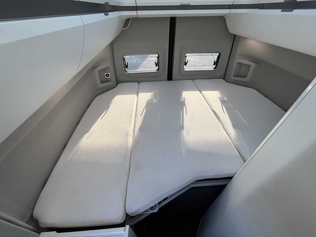 VOLKSWAGEN CRAFTER photo: 7