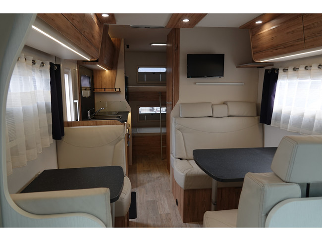 Bavaria T696S 2.3 140Pk | 6-Persoons | Fietsendrager | Zonnepanelen | Achteruitrijcamera foto: 4