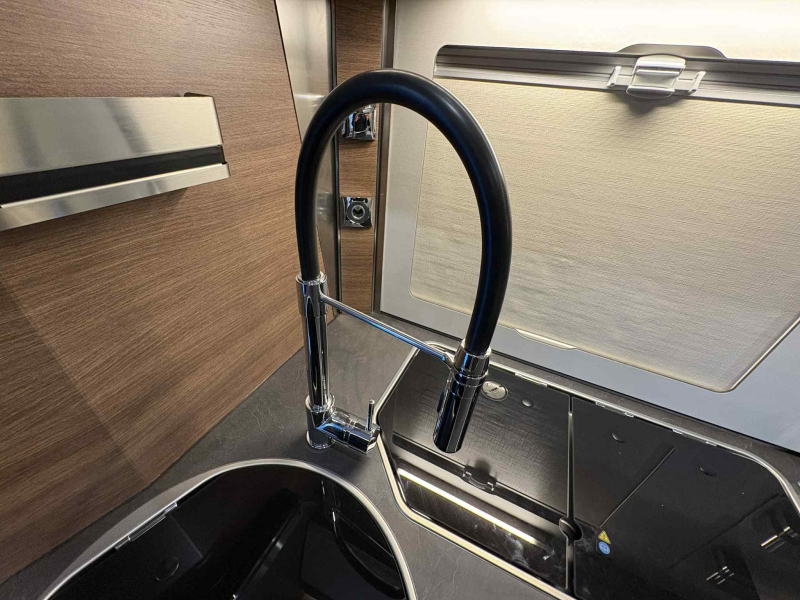 Rapido 8096 DF ALKO CHASSIS ALDE foto: 12