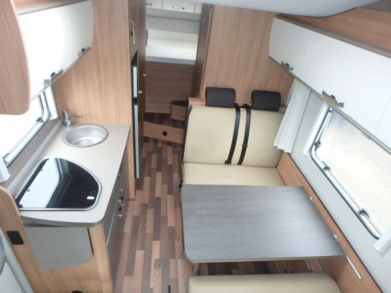 Weinsberg CaraHome 700 DG  foto: 17