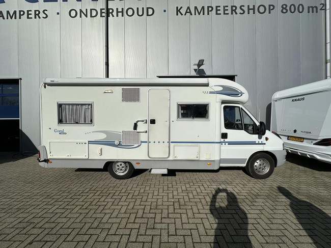 Weinsberg CaraTour 600 ME automaat, lengtebedden