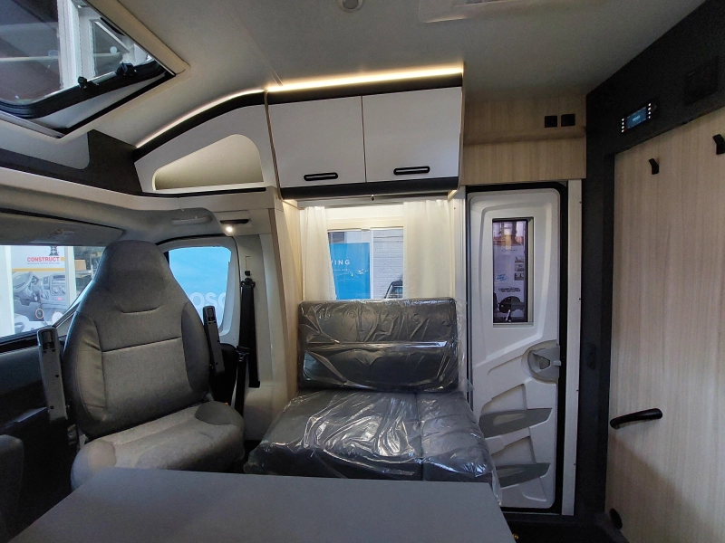 Sun Living S 72 DL Special Edition € 90.000  foto: 7