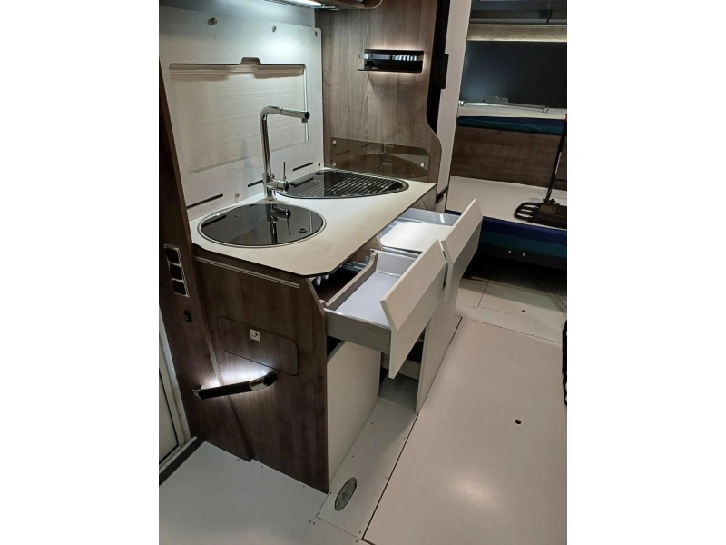 Benimar Fortuna wheelchair accessible photo: 18