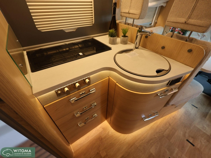 Hymer BMC-T 680 EP Levelsysteem Bj 2023  foto: 9