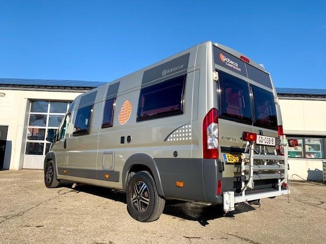 POESSL Globecar Campscout | lengte bedden | 150PK MAXI| Busbiker Poessl Globecar Campscout |Lengte bedden 150PK foto: 16