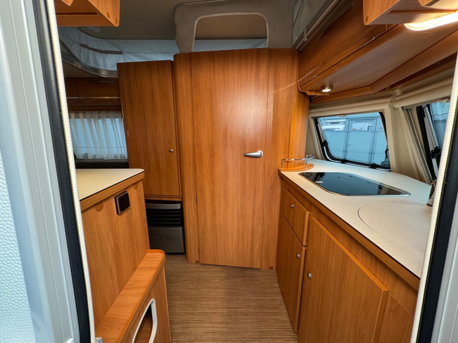 Eriba Touring Pan Familia 320 foto: 23