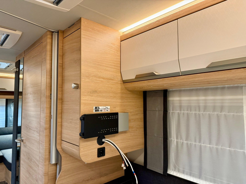 Knaus Sudwind Black Selection 500 EU many options! photo: 10