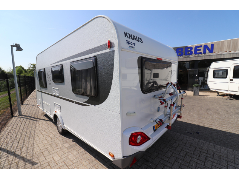 Knaus Sport 450 FU Vorzelt/Fahrradtr&auml;ger Foto: 5