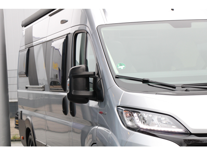 Adria Sun Living 65 SL Single beds - 160HP AUT photo: 5