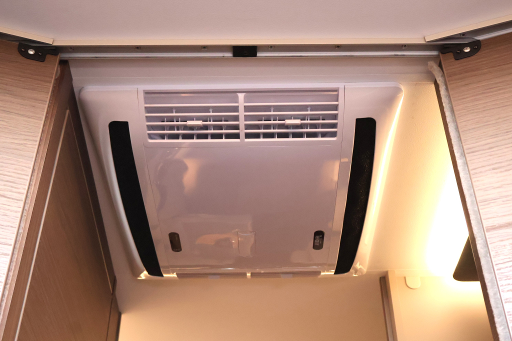 Adria Supersonic 780 DC Foto: 22